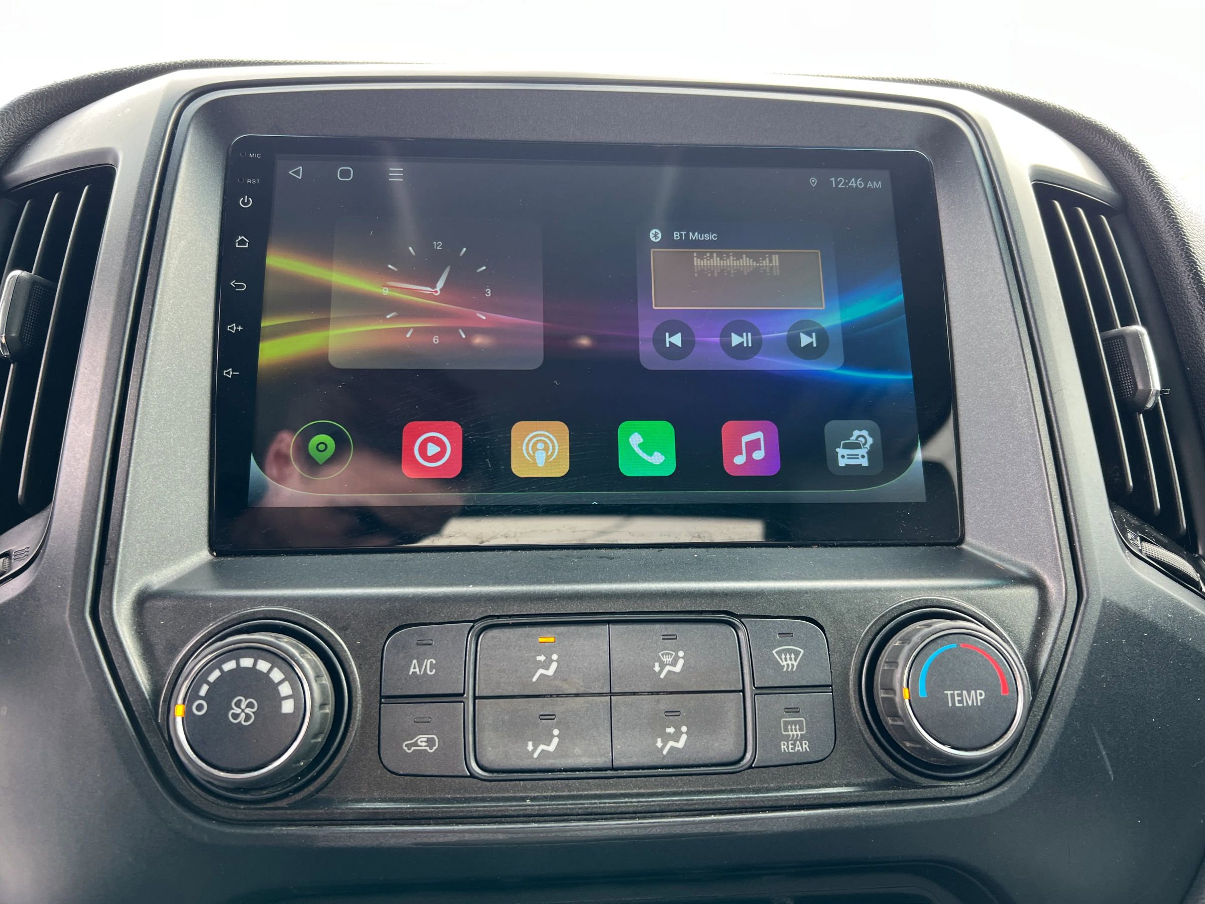 Used 2018 Chevrolet Silverado 2500 W/T w/ WT Convenience Package image 13