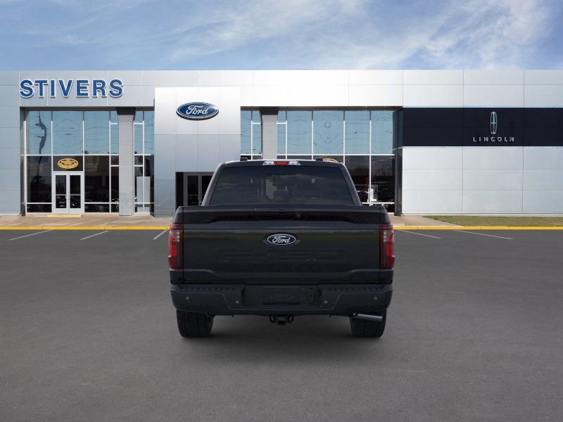 New 2025 Ford F150 XLT w/ Equipment Group 302A MID image 6