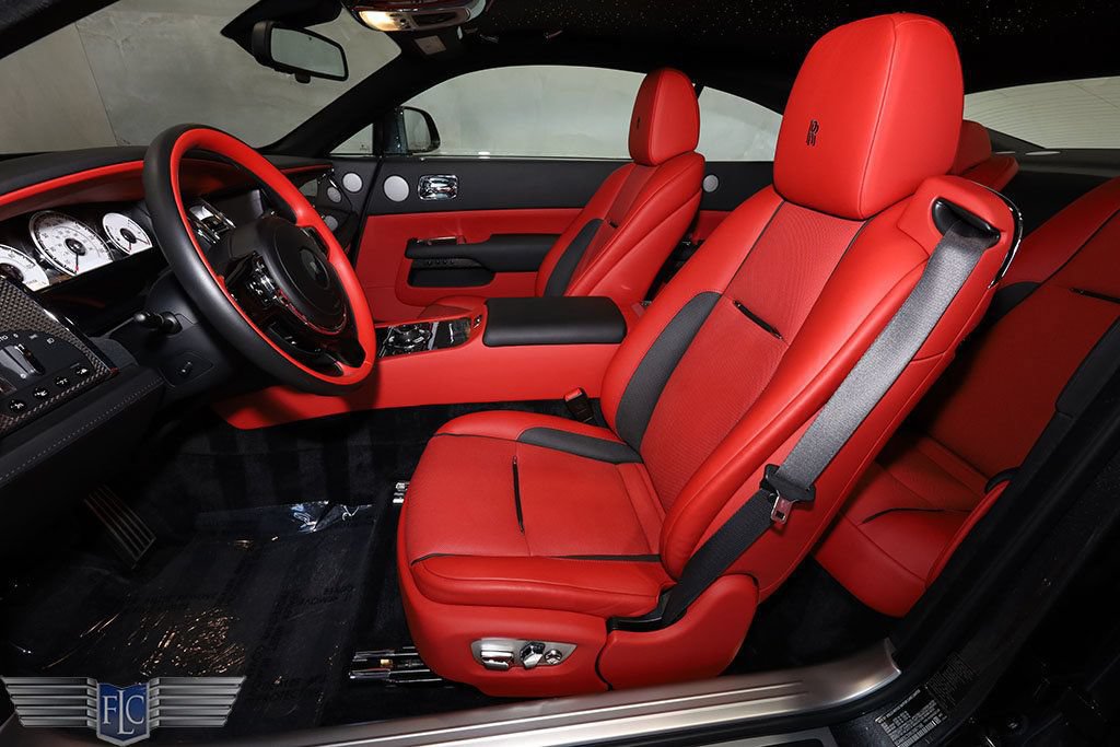 Used 2019 Rolls-Royce Wraith RWD image 19