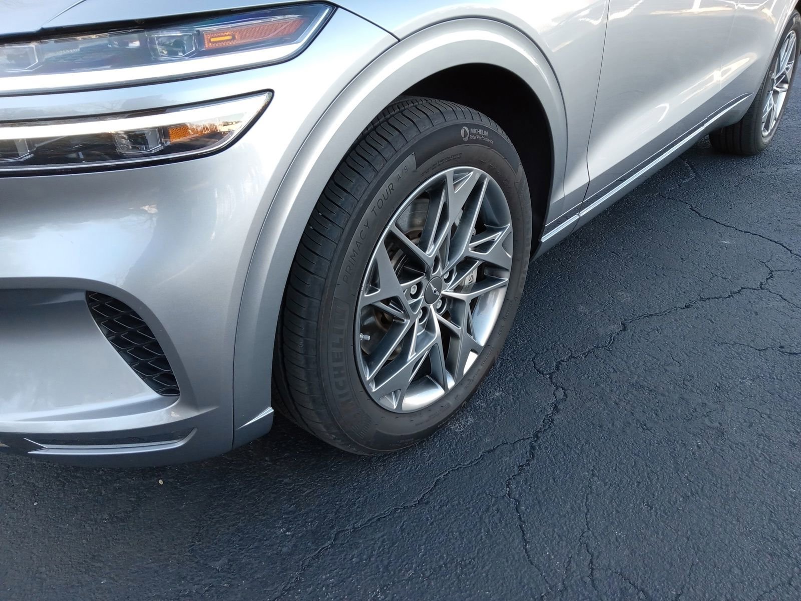 Used 2024 Genesis GV70 2.5T w/ Select Package image 6