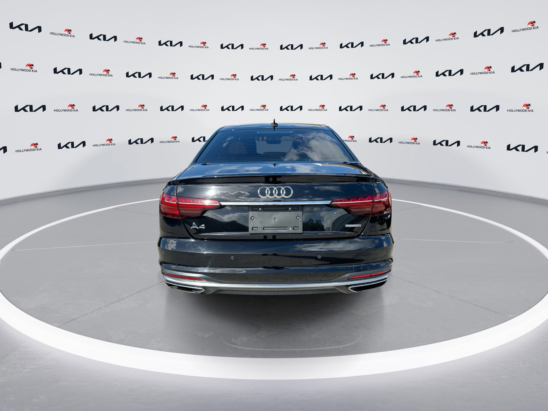 Used 2021 Audi A4 2.0T Premium w/ Convenience Package image 7