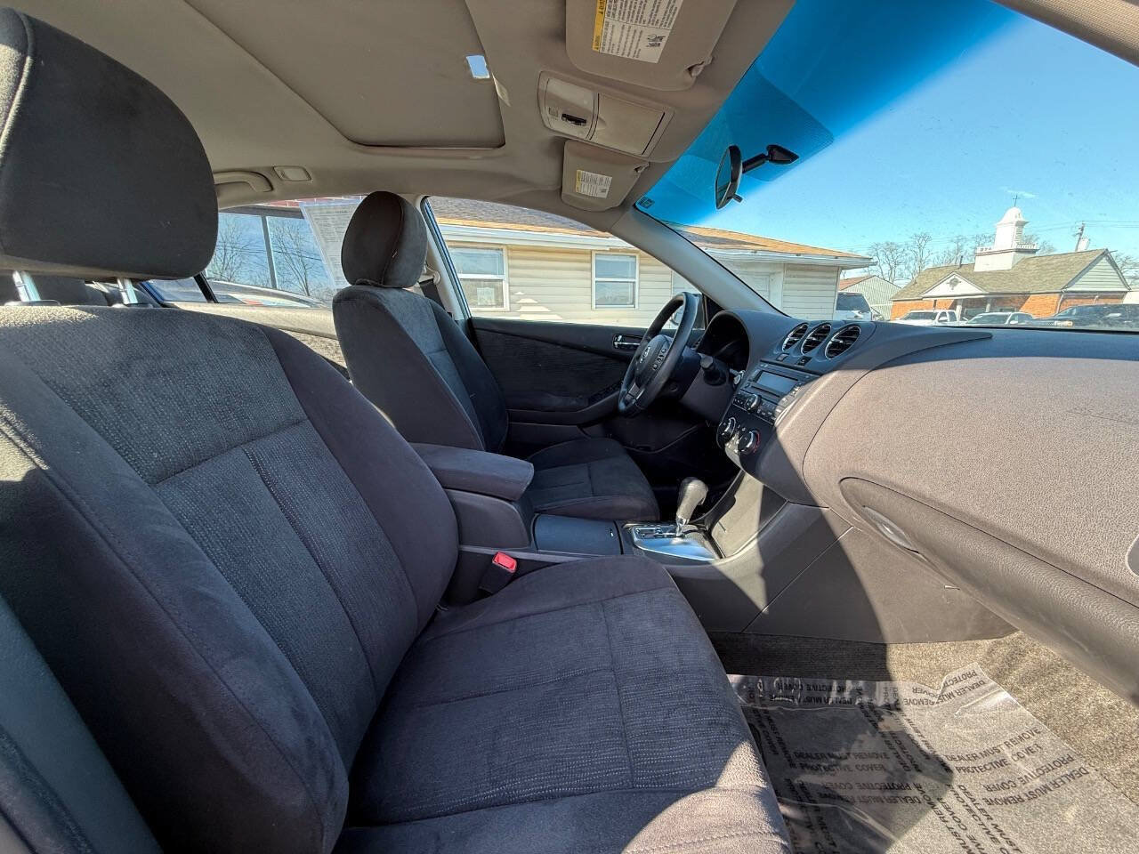 Used 2012 Nissan Altima 2.5 S FWD image 19