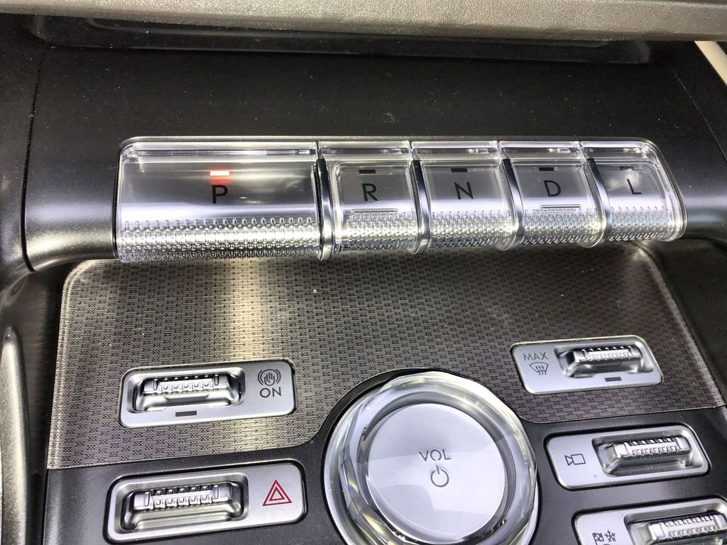 Used 2025 Lincoln Nautilus Premier image 20