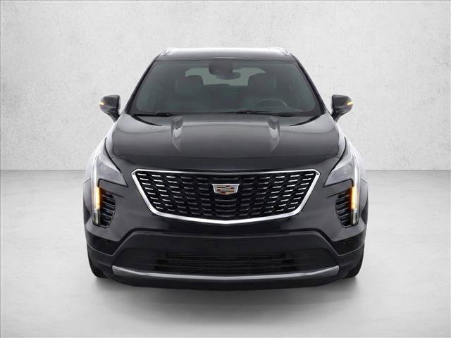 Used 2023 Cadillac XT4 Premium Luxury FWD image 2