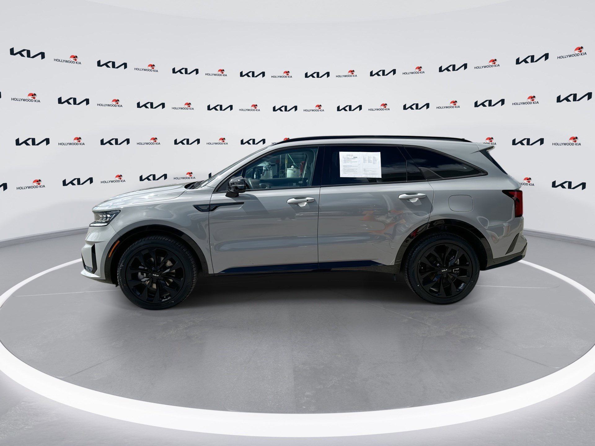 Certified 2023 Kia Sorento SX FWD image 5
