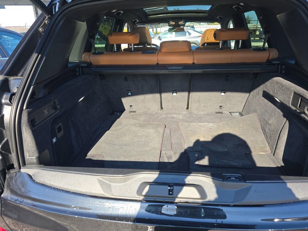Used 2025 BMW X5 xDrive40i w/ Climate Comfort Package image 16