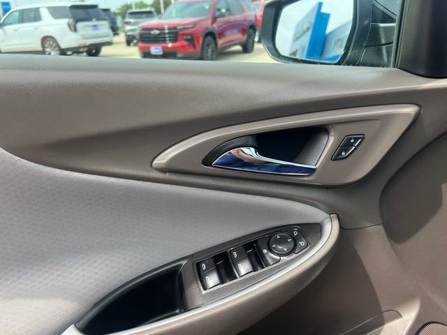 Used 2025 Chevrolet Malibu LT FWD image 25