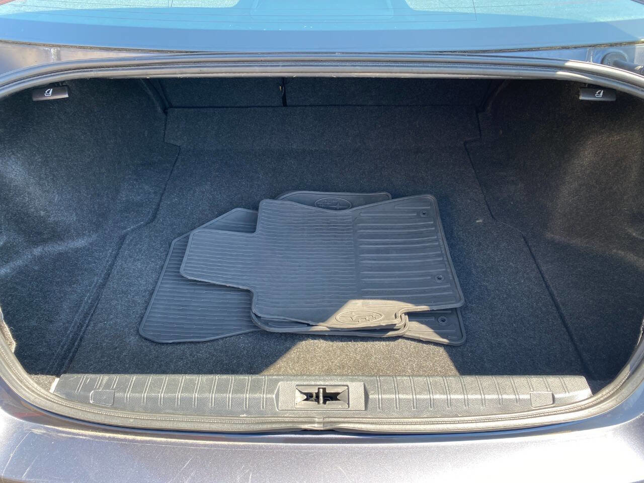 Used 2017 Subaru Legacy 2.5i Premium image 25