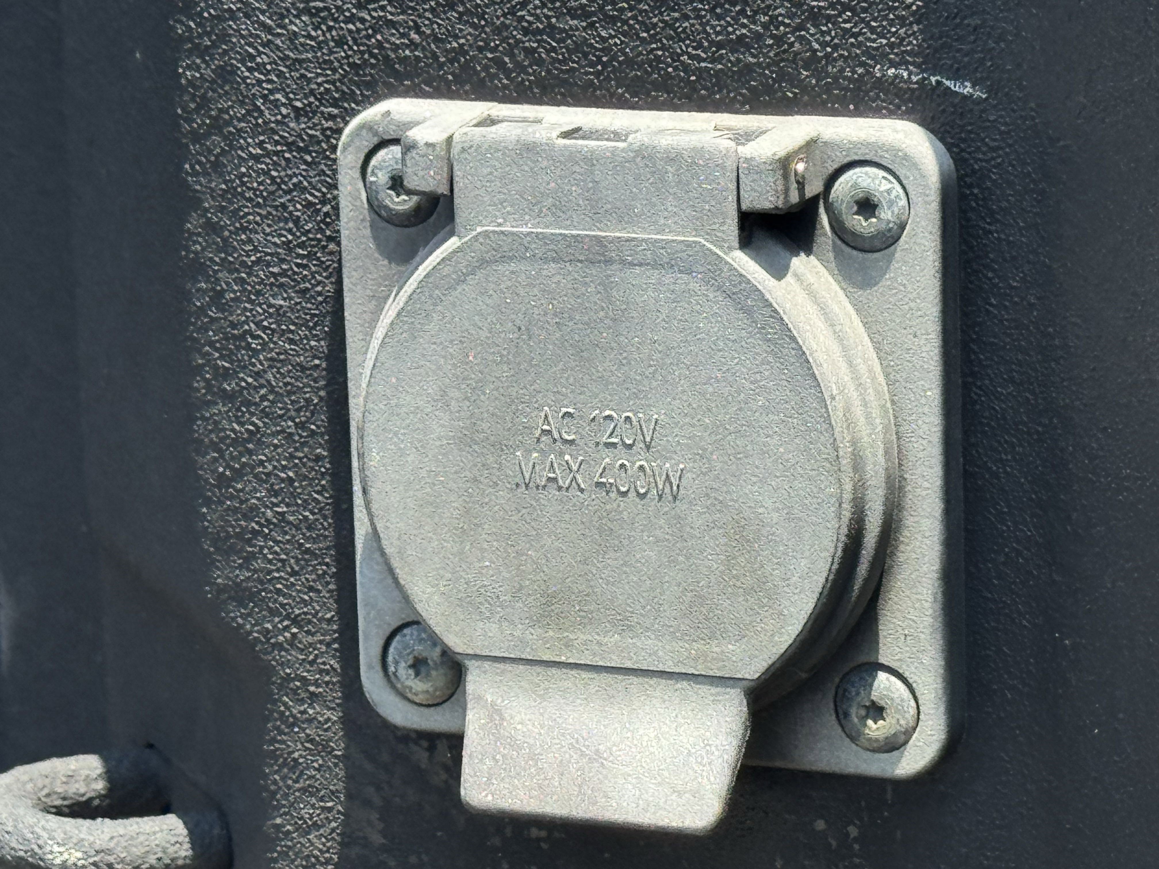 Used 2022 GMC Sierra 1500 AT4 w/ AT4 Premium Package image 38