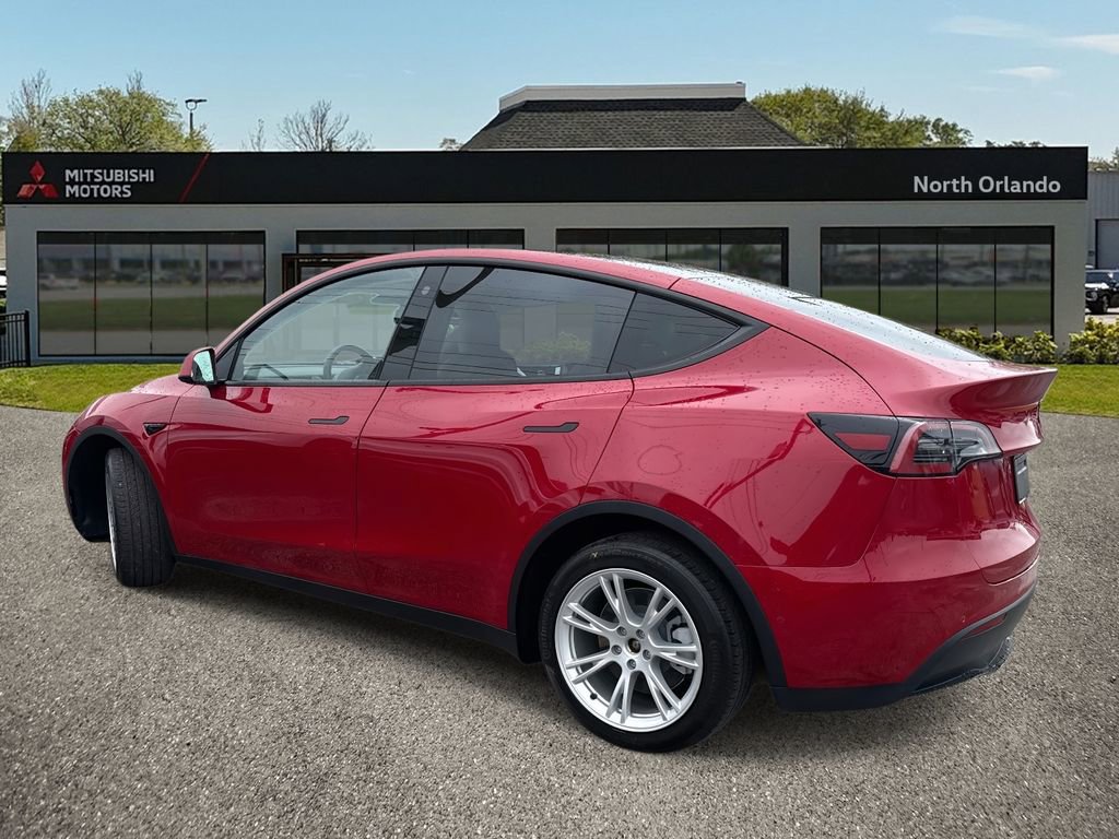 Used 2022 Tesla Model Y Long Range image 3