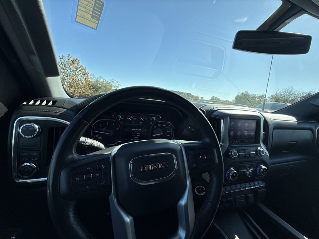 Certified 2022 GMC Sierra 2500 SLT w/ SLT Preferred Package image 16