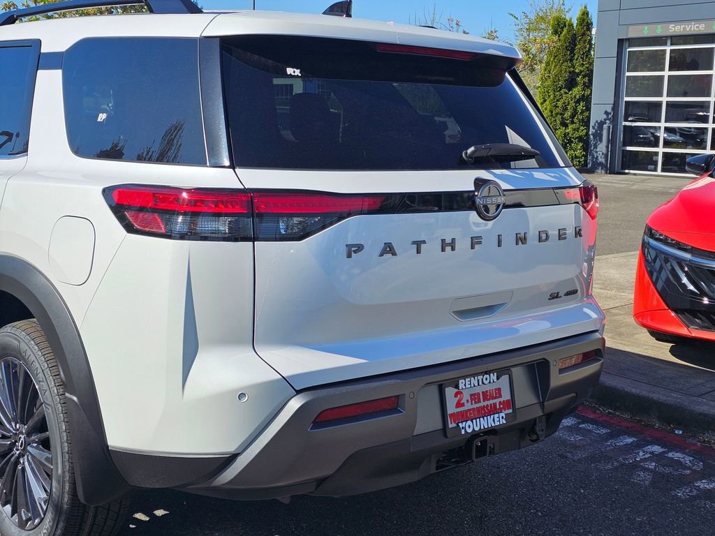 New 2026 Nissan Pathfinder SL AWD/4WD image 9