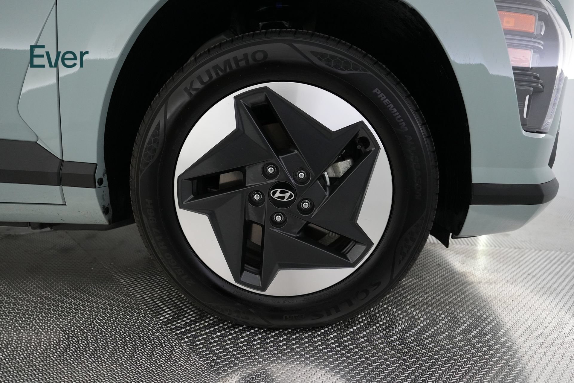 Used 2024 Hyundai Kona SEL FWD image 20