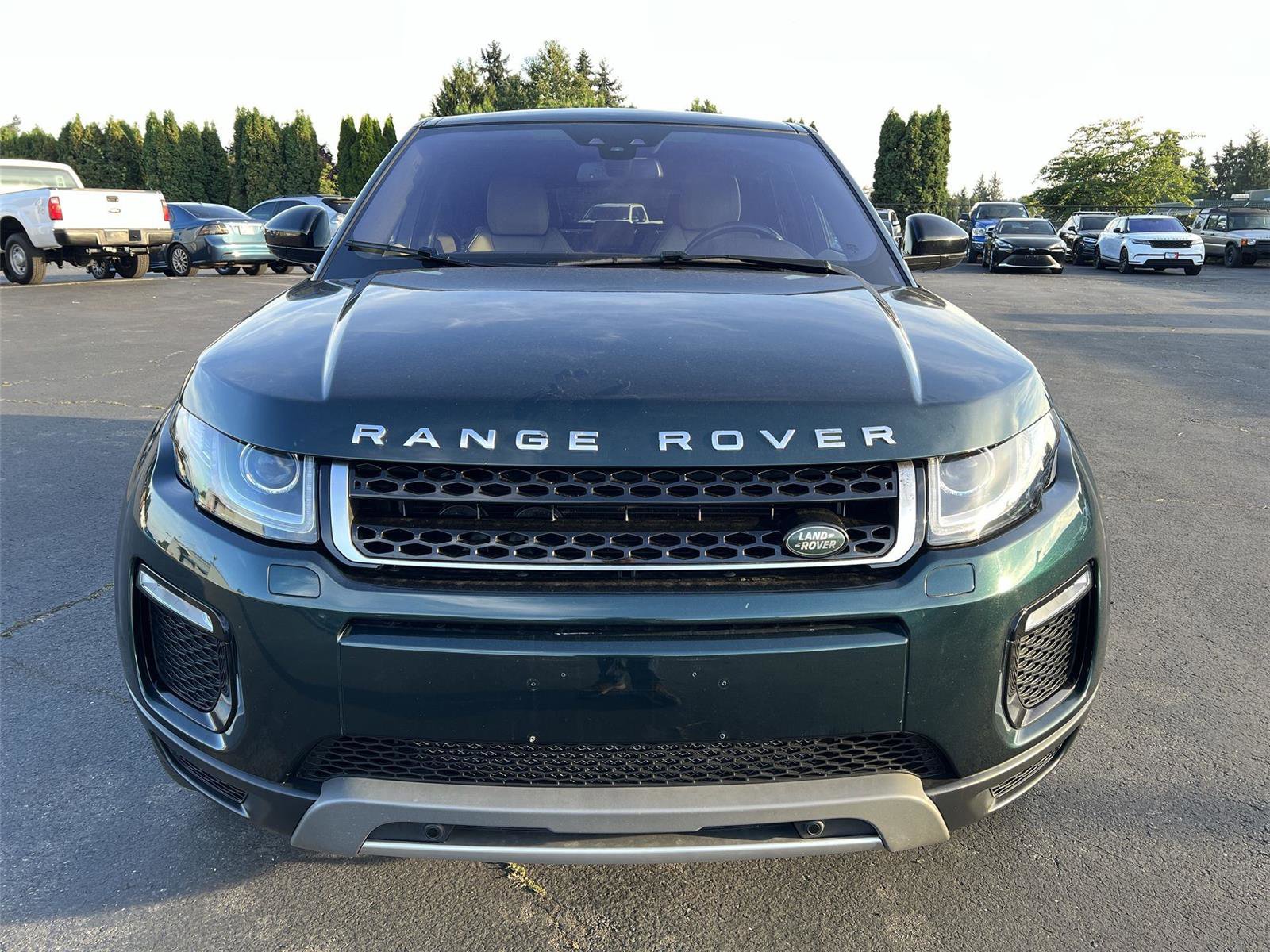 Used 2016 Land Rover Range Rover Evoque SE Premium image 3