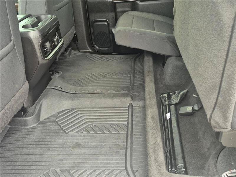 Used 2021 Chevrolet Silverado 1500 LT Trail Boss w/ Convenience Package II AWD/4WD image 33
