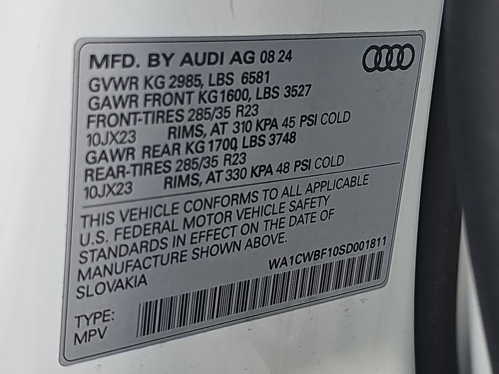 Used 2025 Audi SQ8 Prestige AWD/4WD image 36