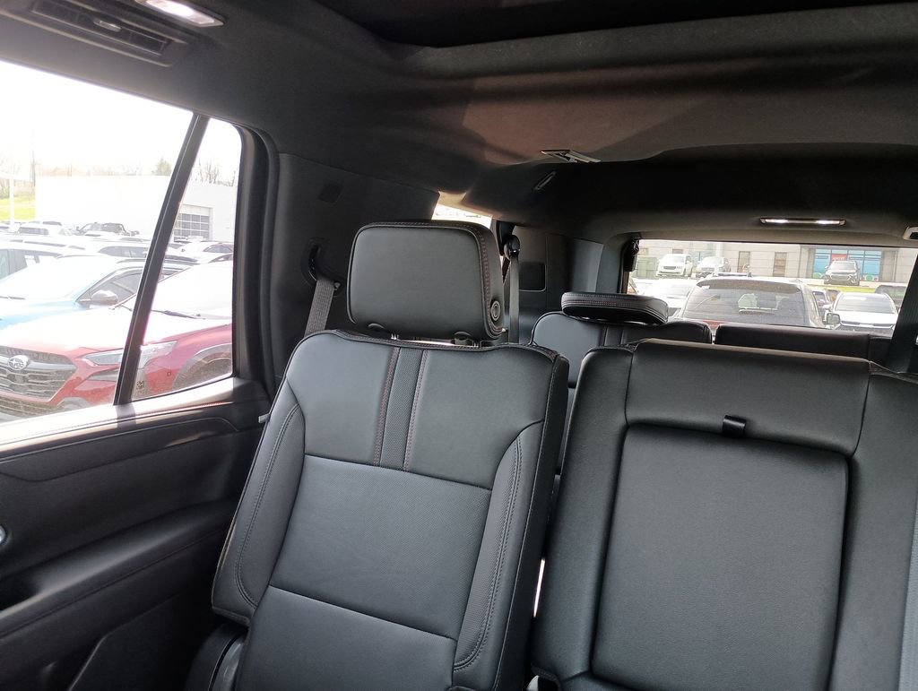 Used 2021 Chevrolet Tahoe RST image 12