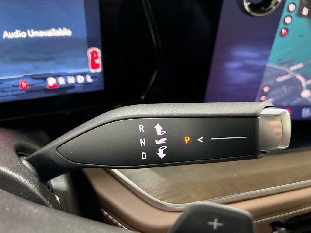 New 2027 Chevrolet Tahoe High Country AWD/4WD image 18