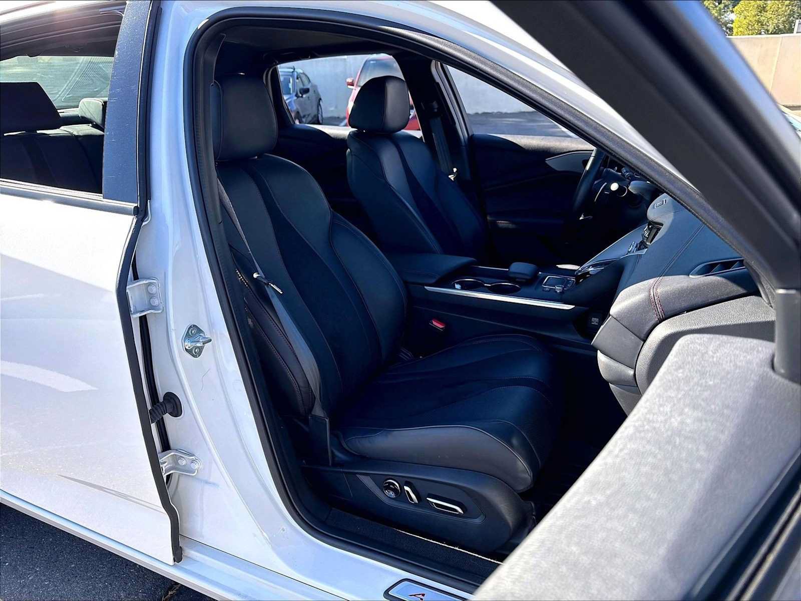 Used 2025 Acura TLX w/ A-SPEC Package AWD/4WD image 11