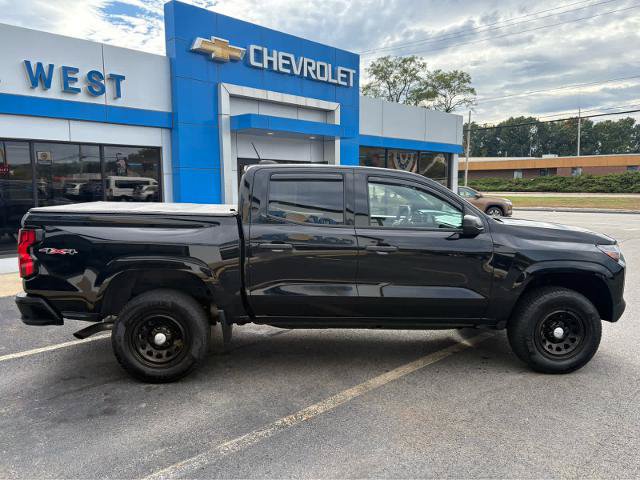 Used 2023 Chevrolet Colorado W/T w/ WT Convenience Package AWD/4WD image 4