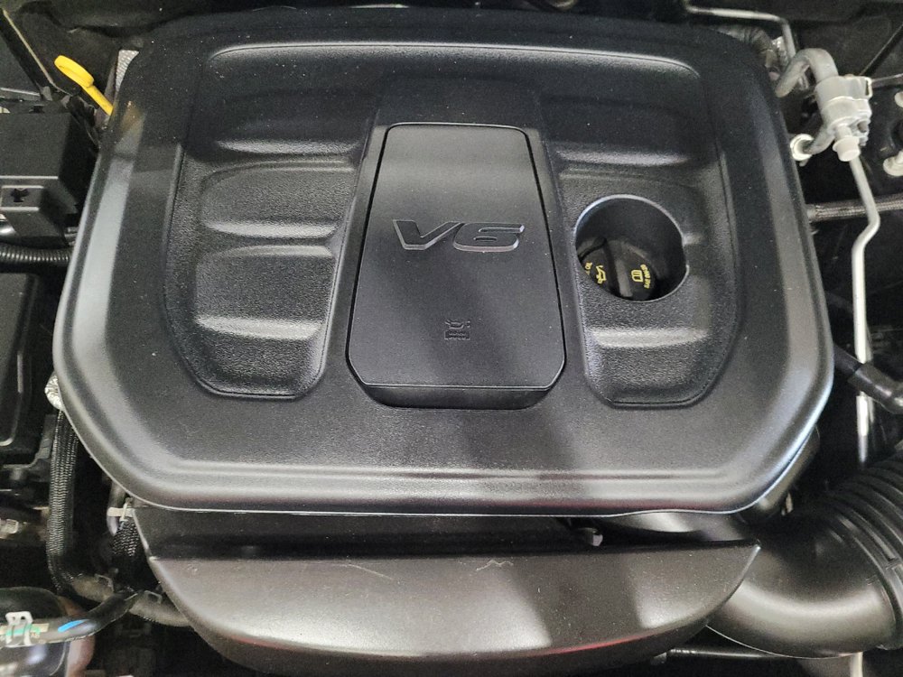 Used 2021 Jeep Grand Cherokee Limited AWD/4WD image 29