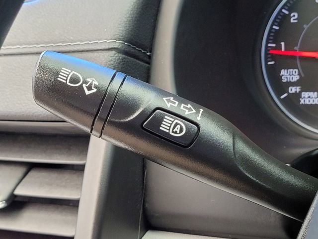 Used 2024 GMC Terrain SLE image 32