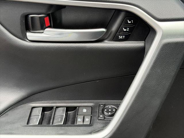 Certified 2023 Toyota RAV4 XSE AWD/4WD image 21
