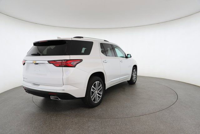 Used 2024 Chevrolet Traverse High Country image 17