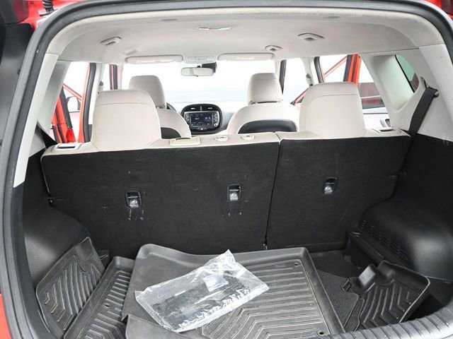 Used 2022 Kia Soul LX w/ Technology Package image 18