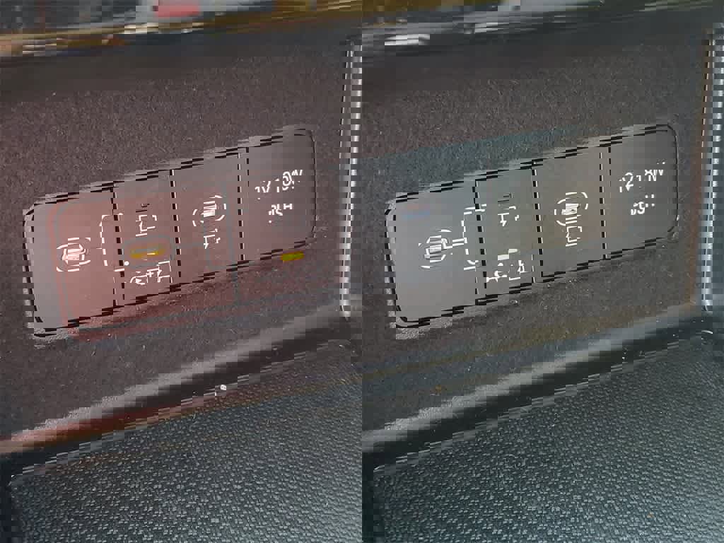 Used 2025 Hyundai Sonata SE image 30