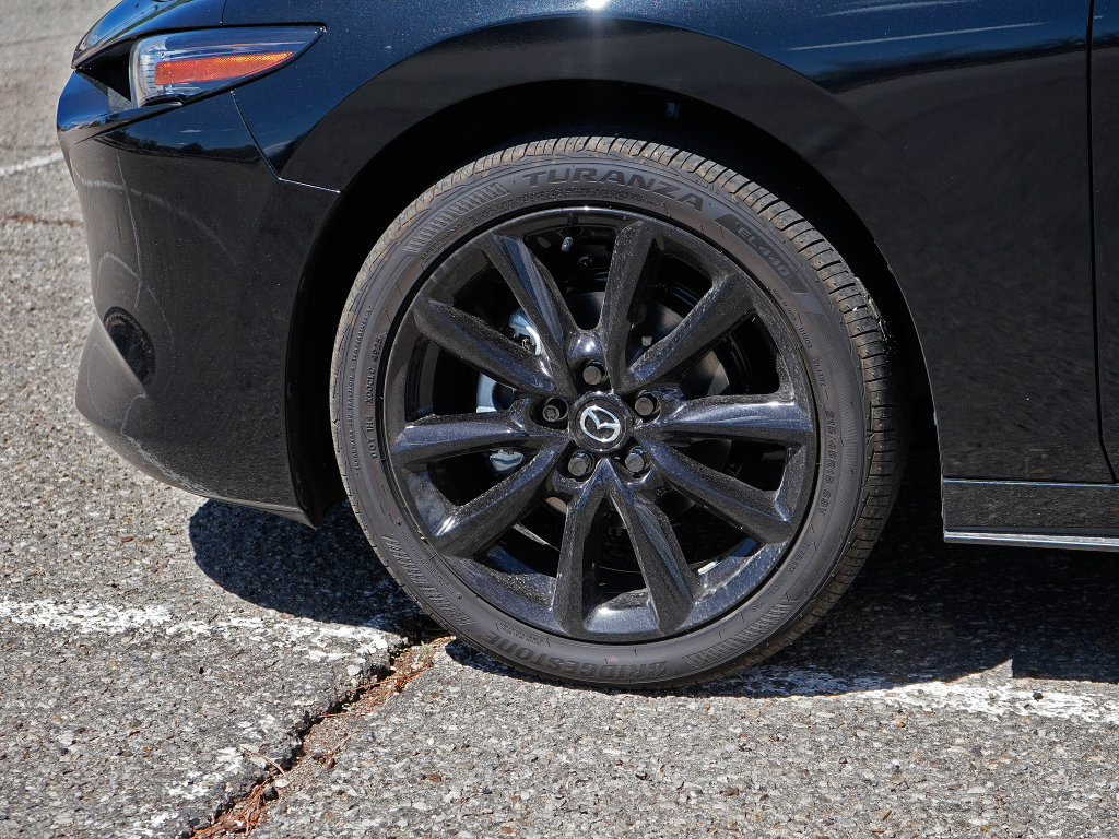 New 2026 MAZDA MAZDA3 2.5 S Hatchback w/ Premium Pkg FWD image 7