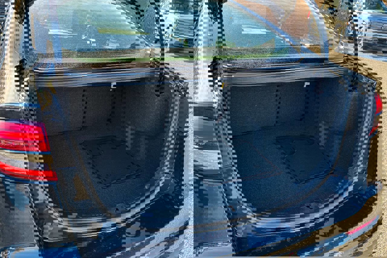 Used 2020 Ford Fusion SE image 14