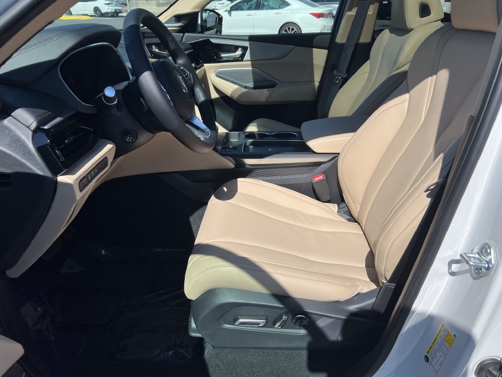 Certified 2026 Acura MDX w/ Technology Package AWD/4WD image 14