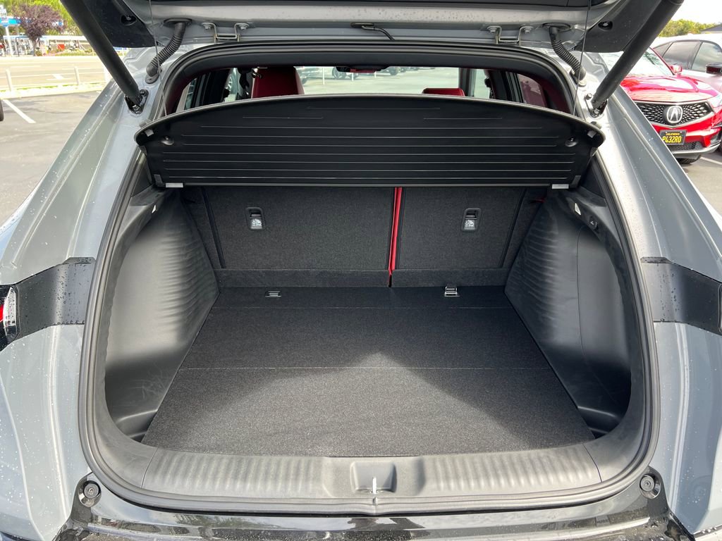 Certified 2025 Acura ADX A-Spec image 32
