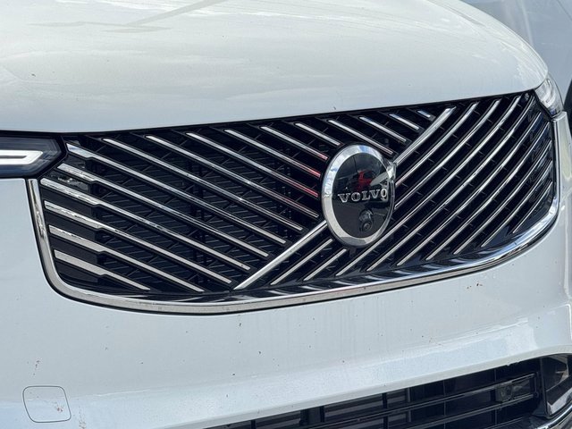 New 2026 Volvo XC90 T8 Ultra image 2