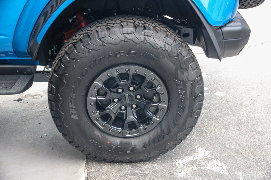 New 2026 Ford Bronco Raptor w/ Interior Carbon Fiber Pack AWD/4WD image 14