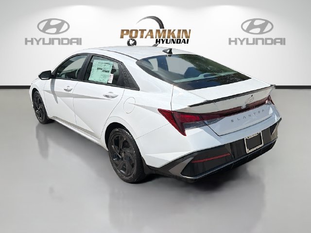 New 2026 Hyundai Elantra Sport FWD image 7