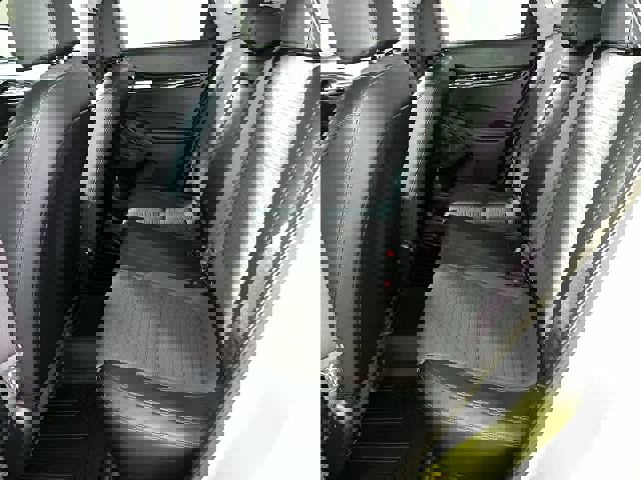 Used 2023 Kia Seltos S w/ Navigation Package image 27