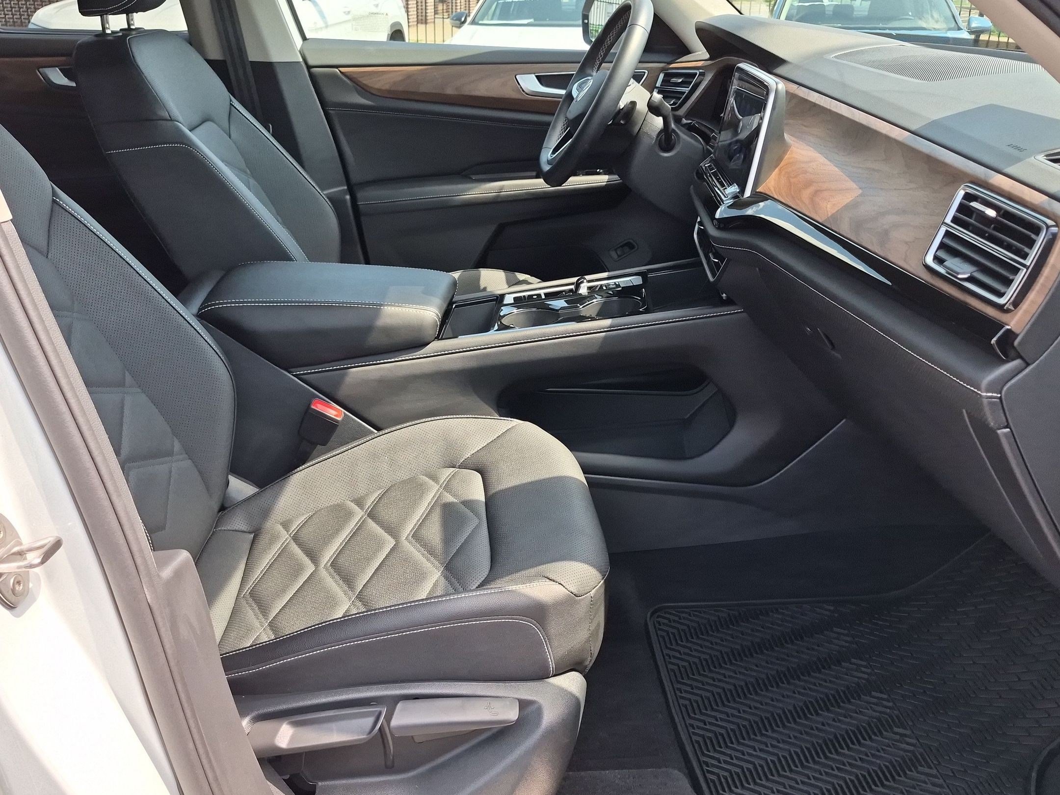 Used 2026 Volkswagen Atlas SE AWD/4WD image 38