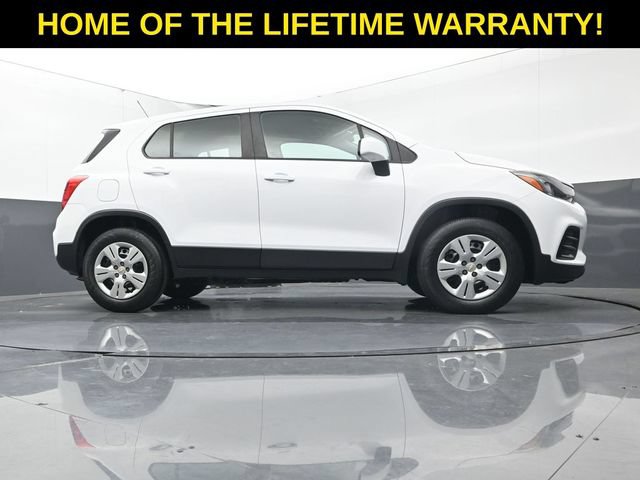 Used 2018 Chevrolet Trax LS FWD image 44