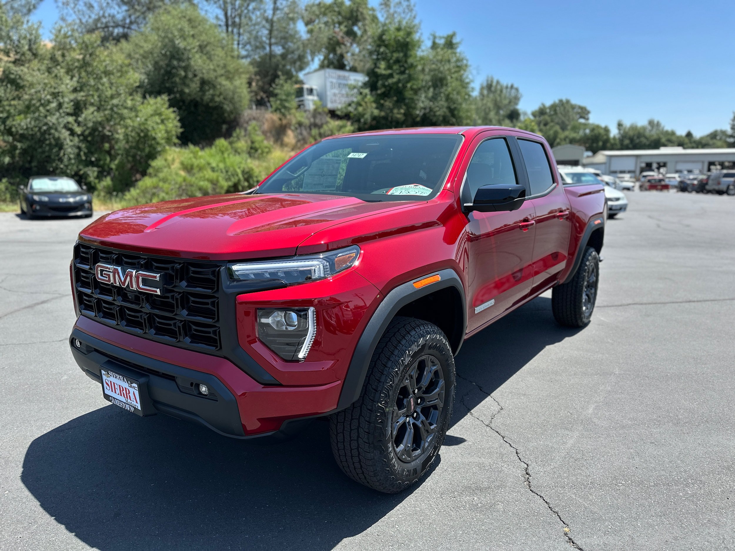 Used 2025 GMC Canyon Elevation w/ Convenience Package RWD image 1
