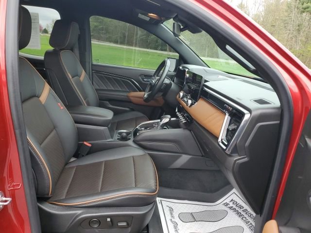 Used 2023 GMC Canyon AT4 w/ AT4 Premium Package AWD/4WD image 23