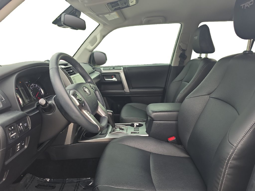 Used 2024 Toyota 4Runner TRD Sport AWD/4WD image 10