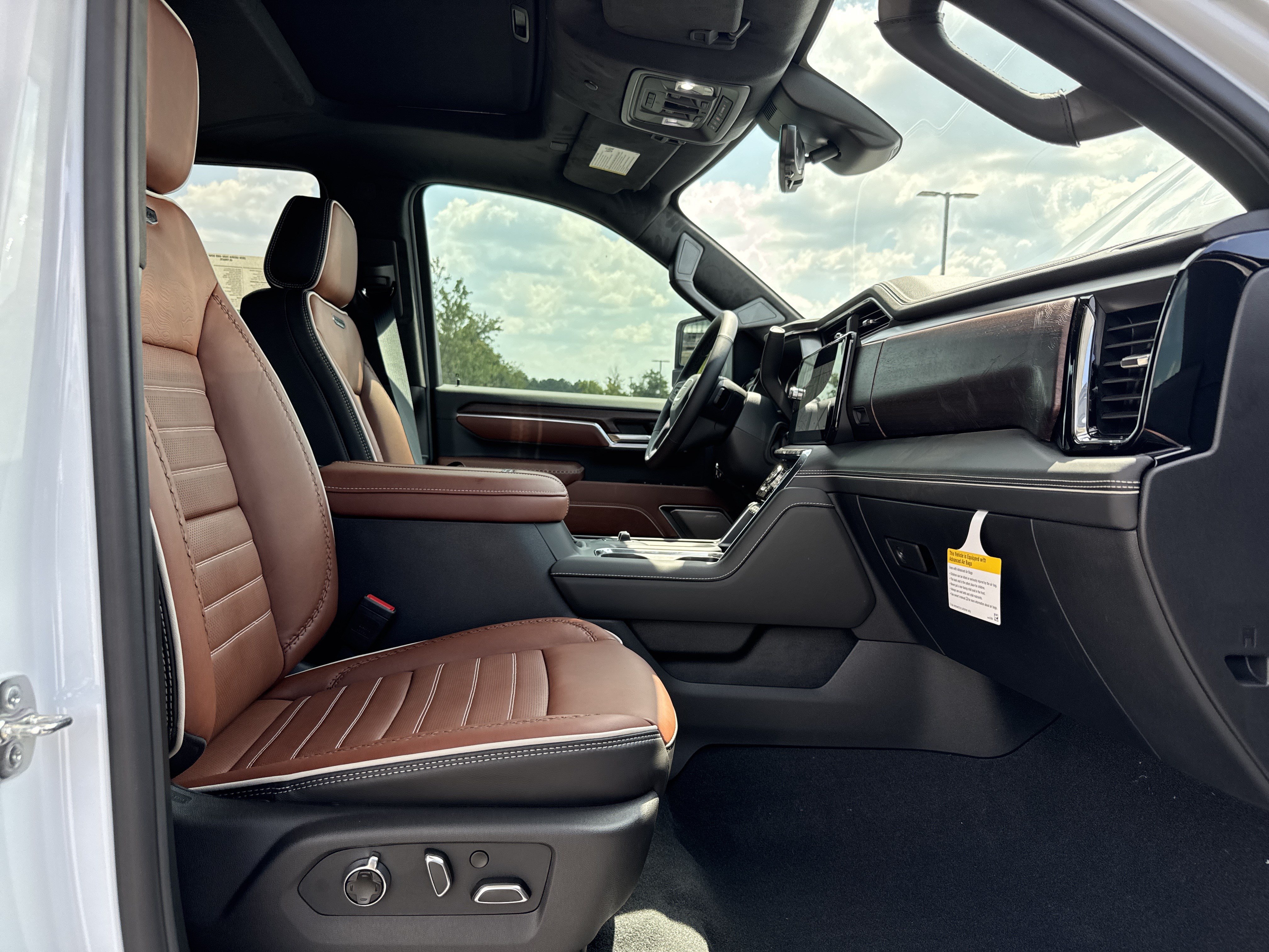 New 2026 GMC Sierra 2500 Denali Ultimate AWD/4WD image 32