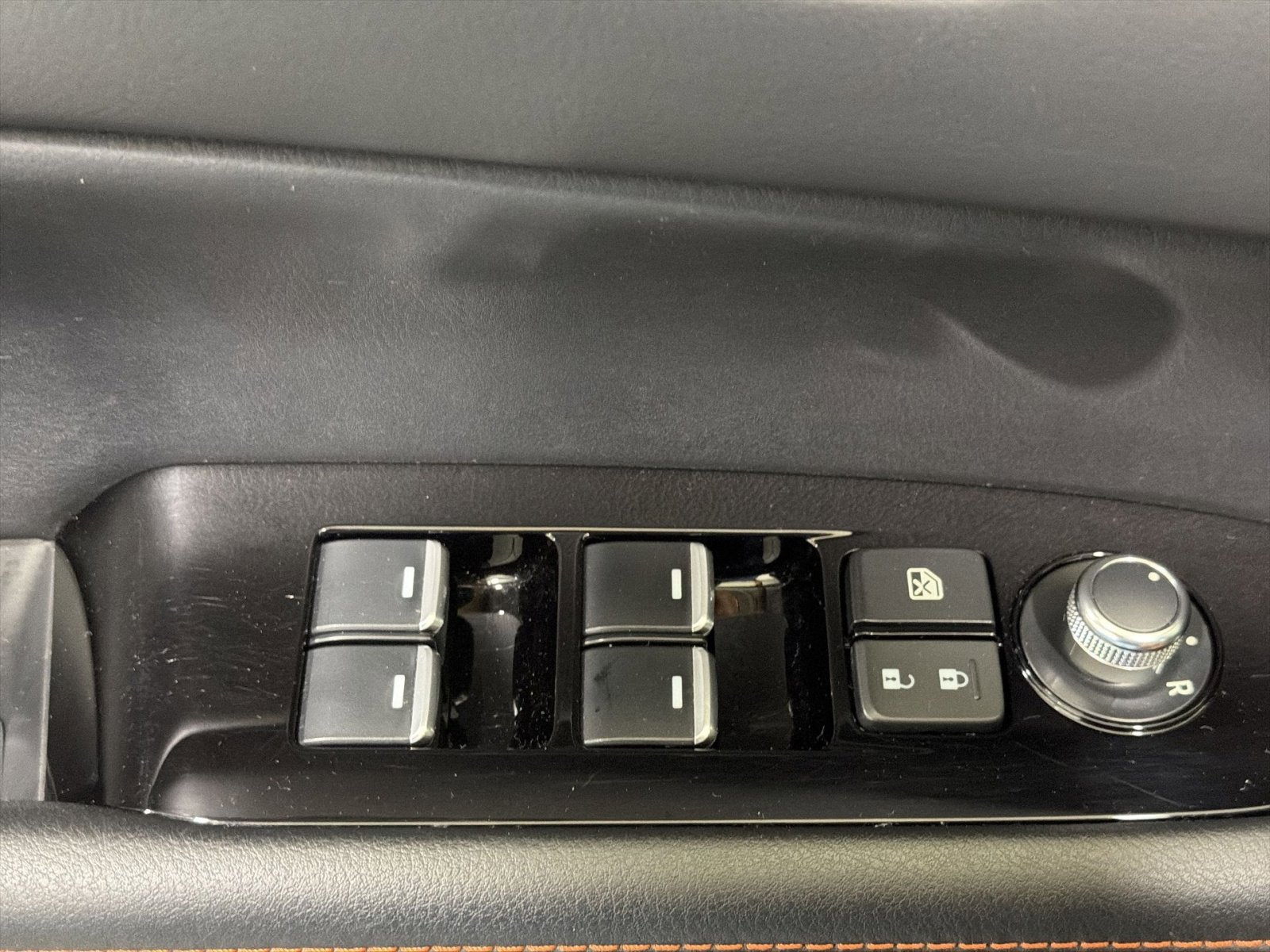 Used 2024 MAZDA CX-5 Carbon Edition image 43