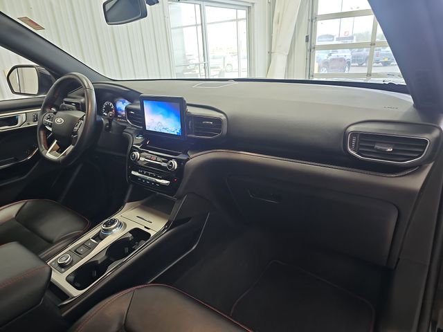 Used 2023 Ford Explorer ST-Line w/ Class IV Trailer Tow Package AWD/4WD image 29