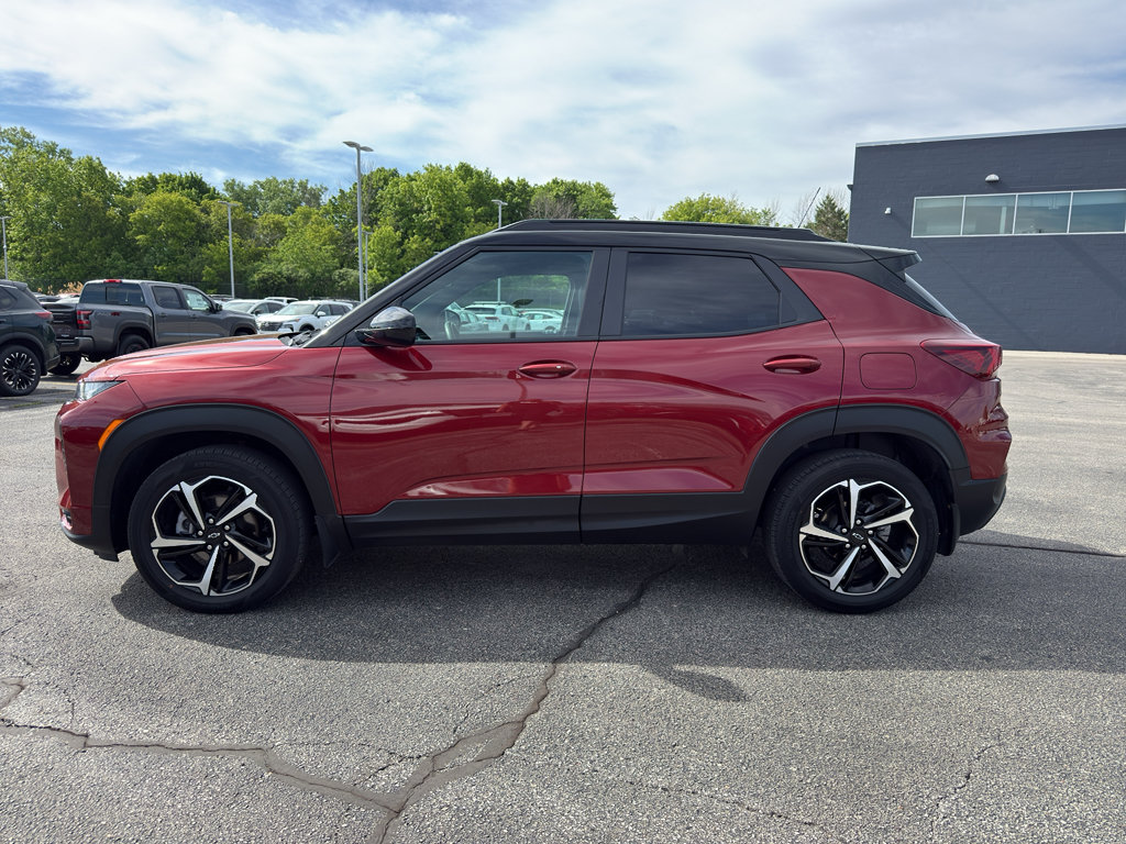 Certified 2022 Chevrolet TrailBlazer RS w/ Sun and Liftgate Package AWD/4WD image 6