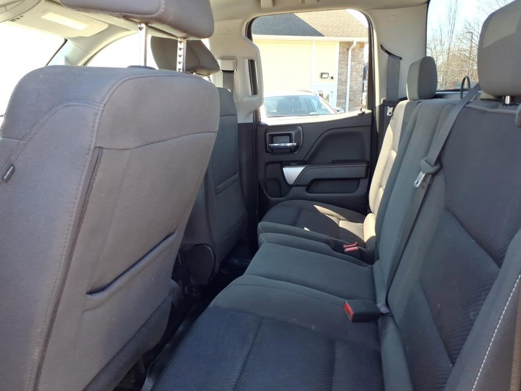 Used 2018 Chevrolet Silverado 1500 LT image 15