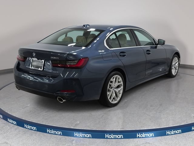 Used 2026 BMW 330i xDrive Sedan w/ Premium Package AWD/4WD image 5