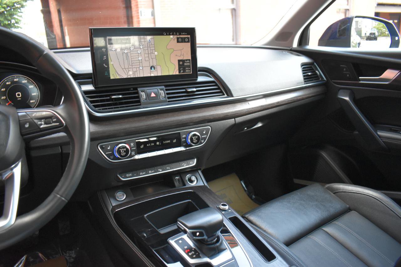 Used 2021 Audi Q5 Prestige w/ Prestige Package image 26